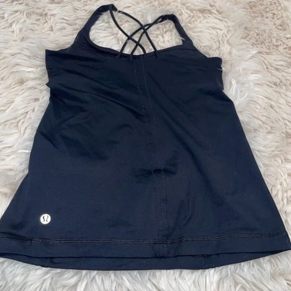 Lululemon tank top - Picture 4 of 4